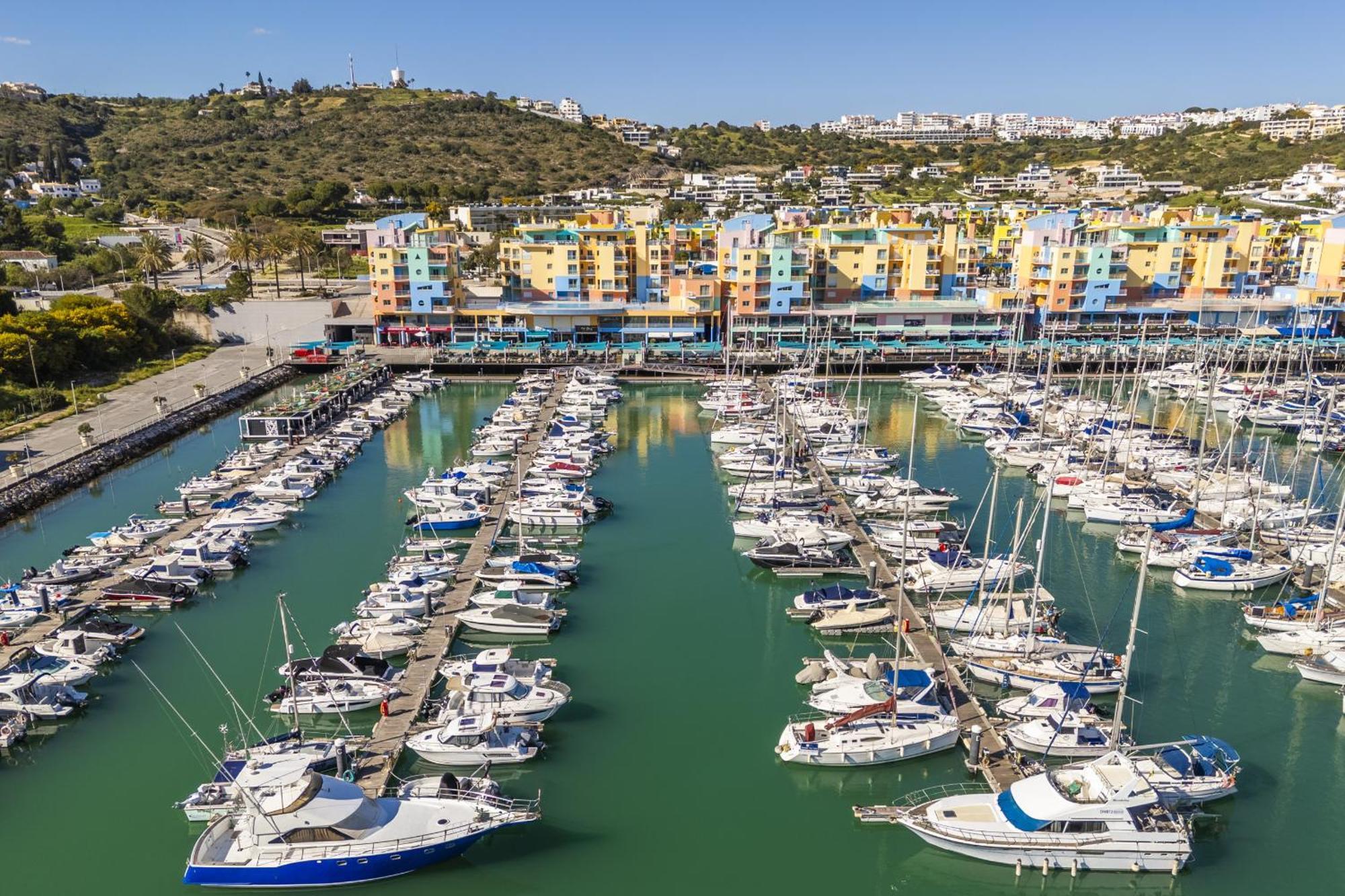 Marina Breeze Apartment With Pool - 900M From The Beach Albufeira Zewnętrze zdjęcie
