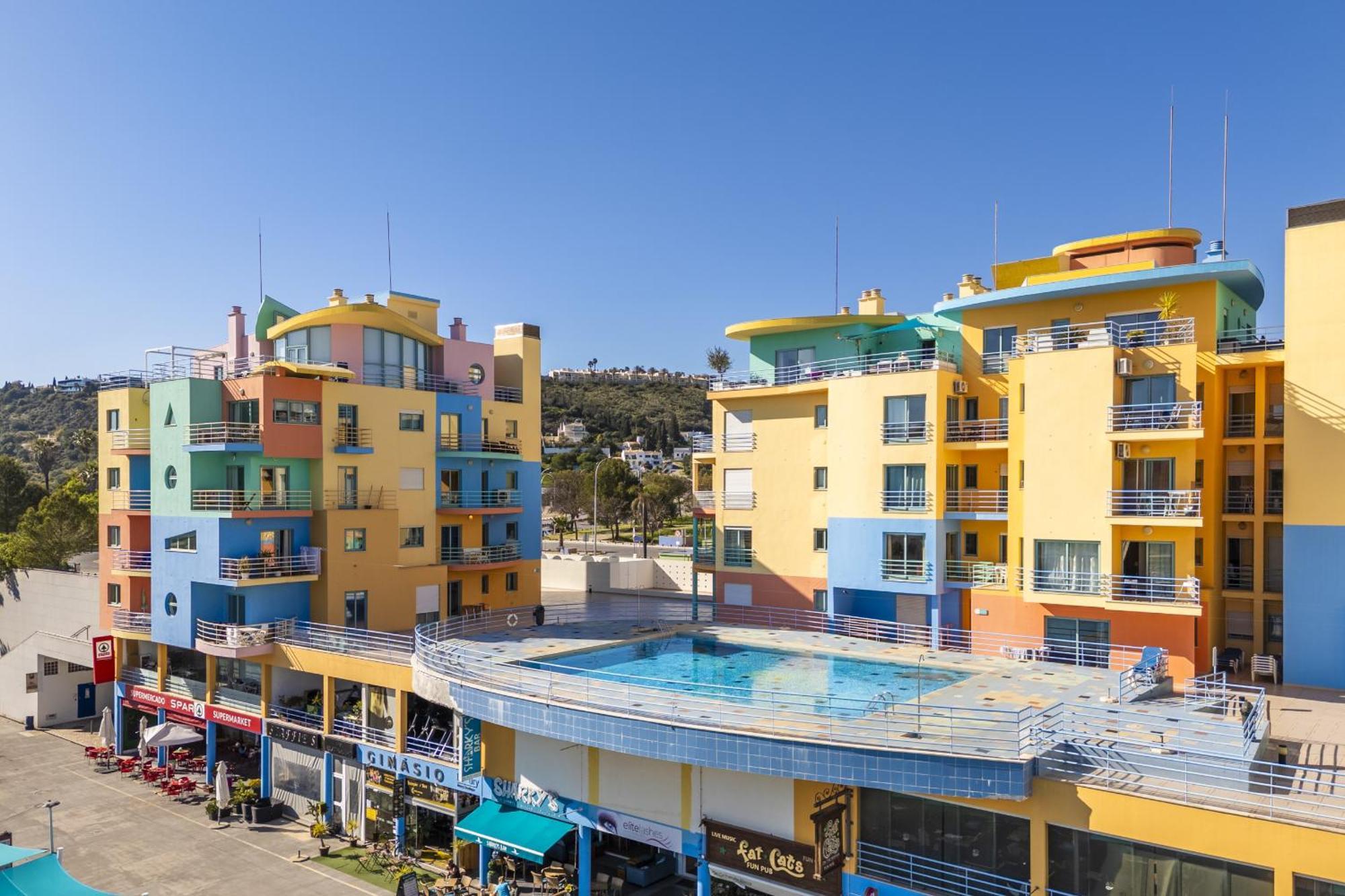 Marina Breeze Apartment With Pool - 900M From The Beach Albufeira Zewnętrze zdjęcie